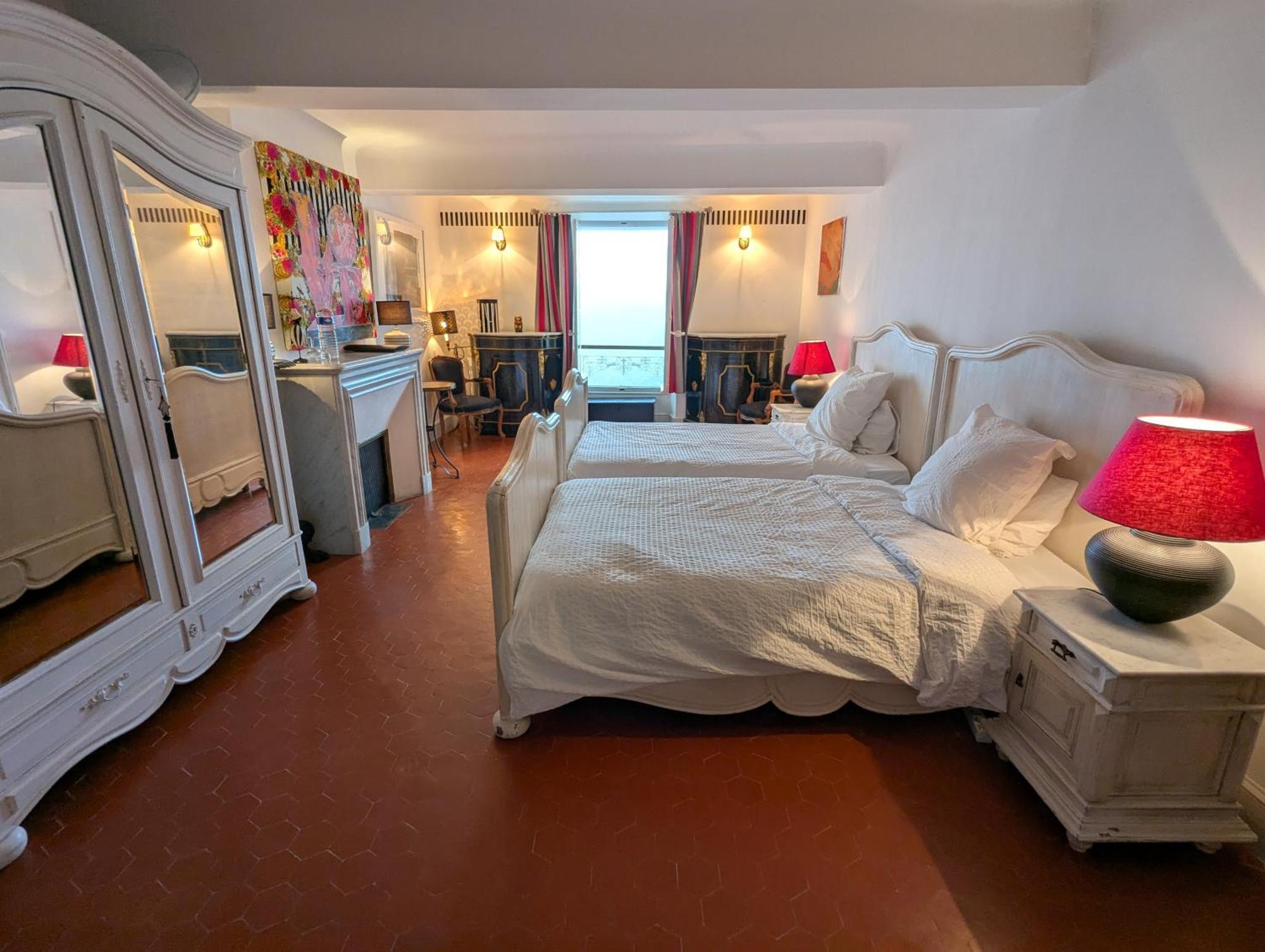 Les Chapeliers Bed and Breakfast Claviers Buitenkant foto
