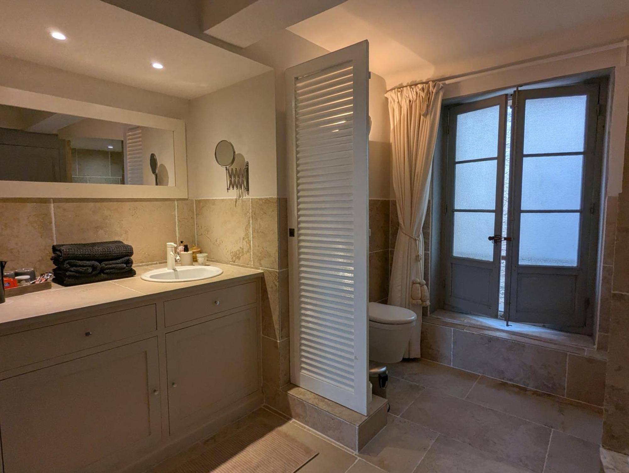 Les Chapeliers Bed and Breakfast Claviers Buitenkant foto