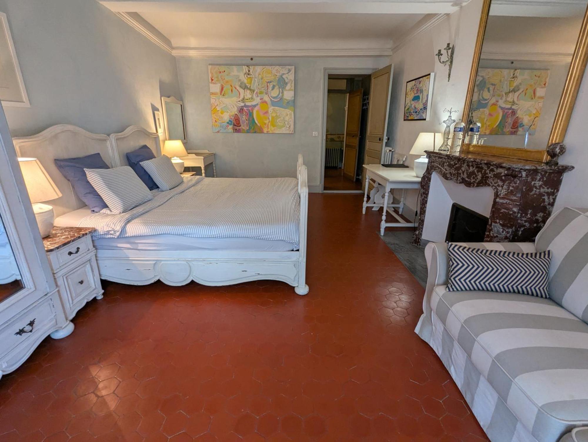 Les Chapeliers Bed and Breakfast Claviers Buitenkant foto