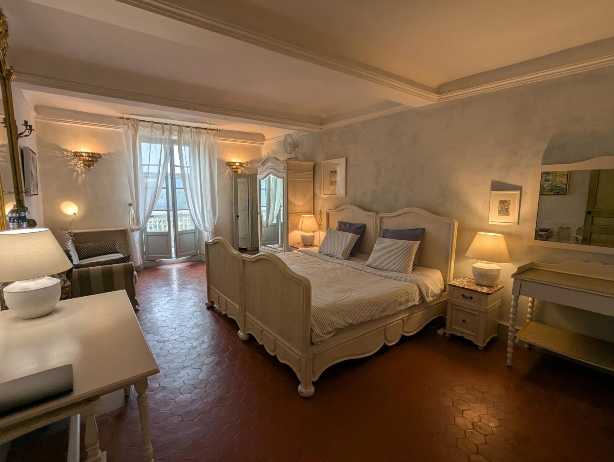 Les Chapeliers Bed and Breakfast Claviers Buitenkant foto