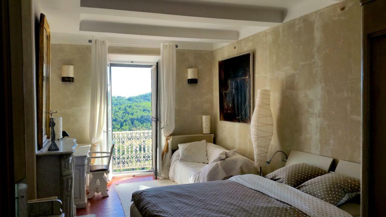 Les Chapeliers Bed and Breakfast Claviers Buitenkant foto